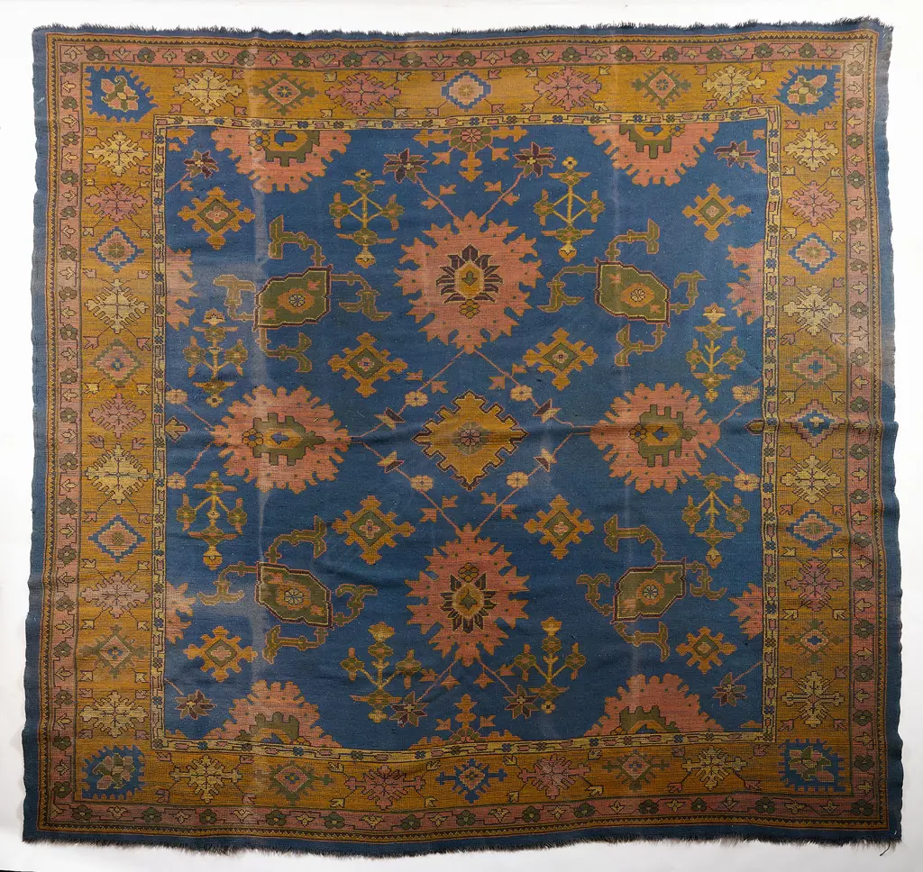 An important and early 20thC rare hand-knotted carpet attributed to the Donegal Carpet Workshops Killybegs - Ireland, Image 1++